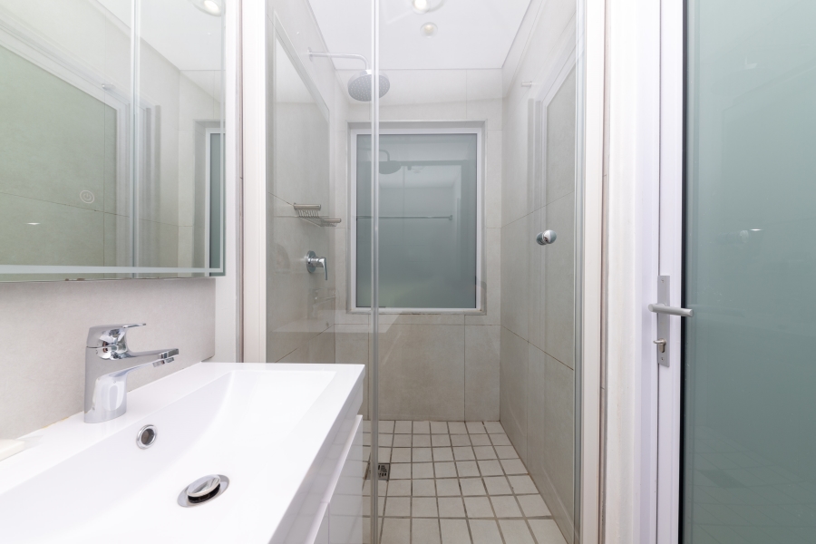 1 Bedroom Property for Sale in Woodstock Western Cape